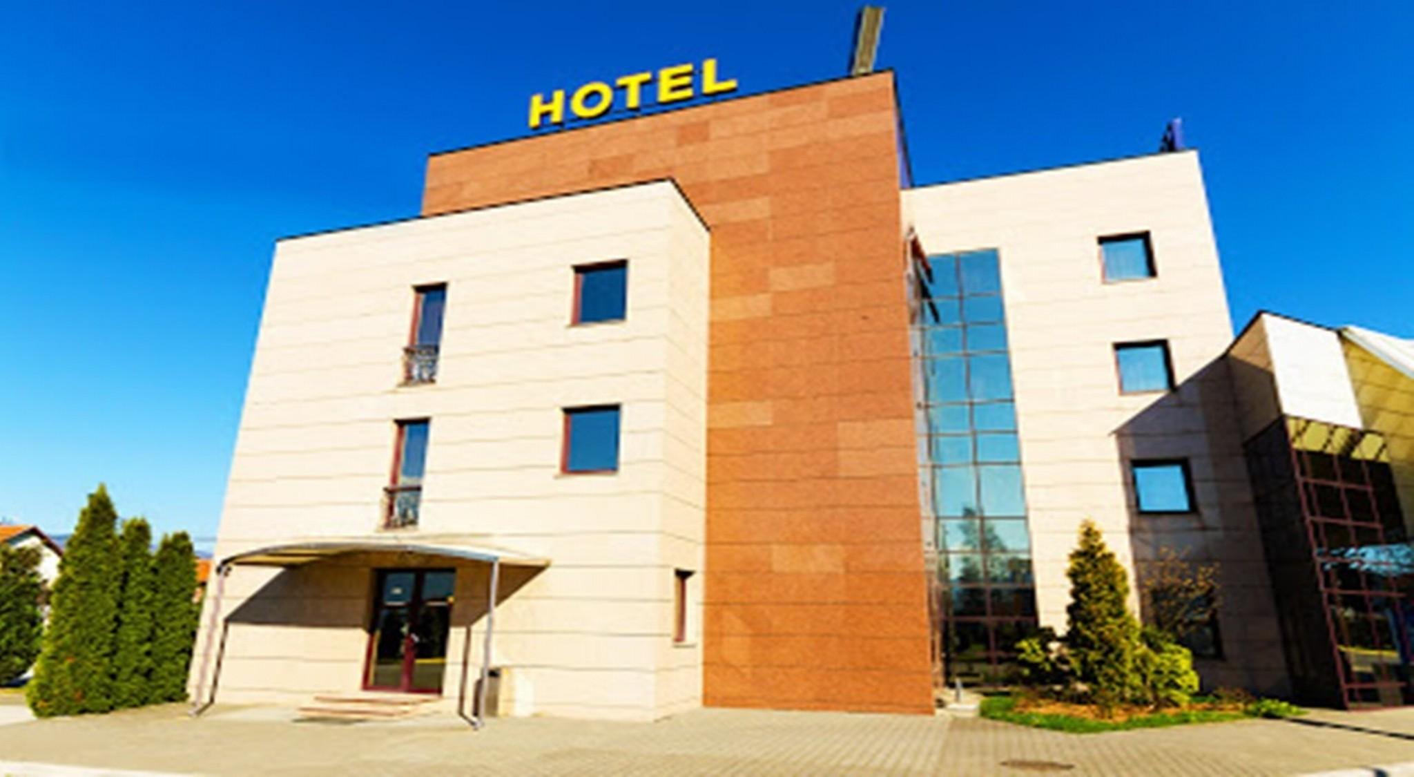 Hotel M3 Donje Mladice Dış mekan fotoğraf