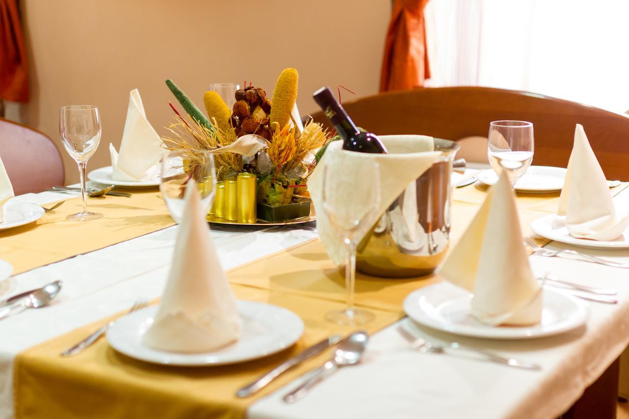 Hotel M3 Donje Mladice Dış mekan fotoğraf